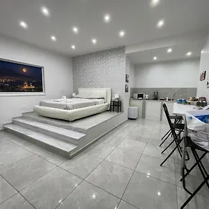 suite-limatola.hotels-amalfi.com/